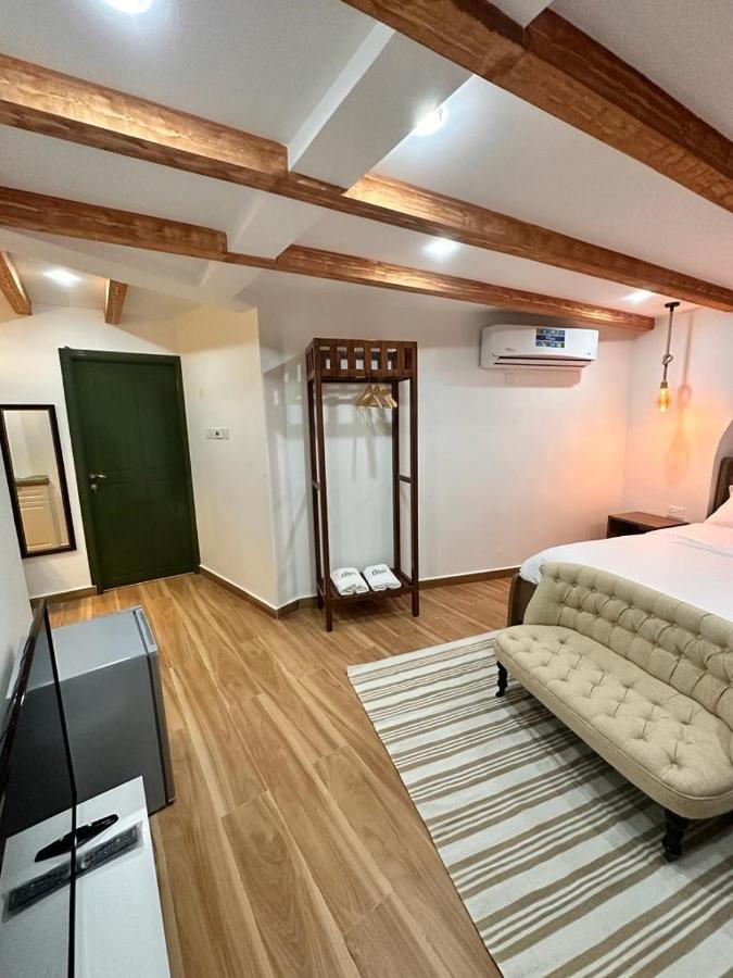 尼兹瓦 House 76酒店 外观 照片